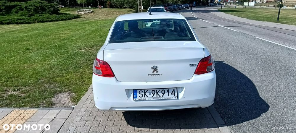 Peugeot 301 1.6 BlueHDi Active - 19