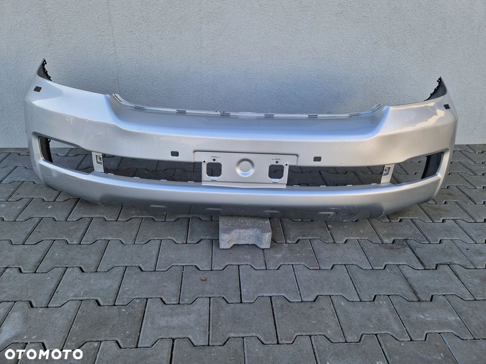 Zderzak Toyota Land Cruiser 200 L200 2007 - - 1