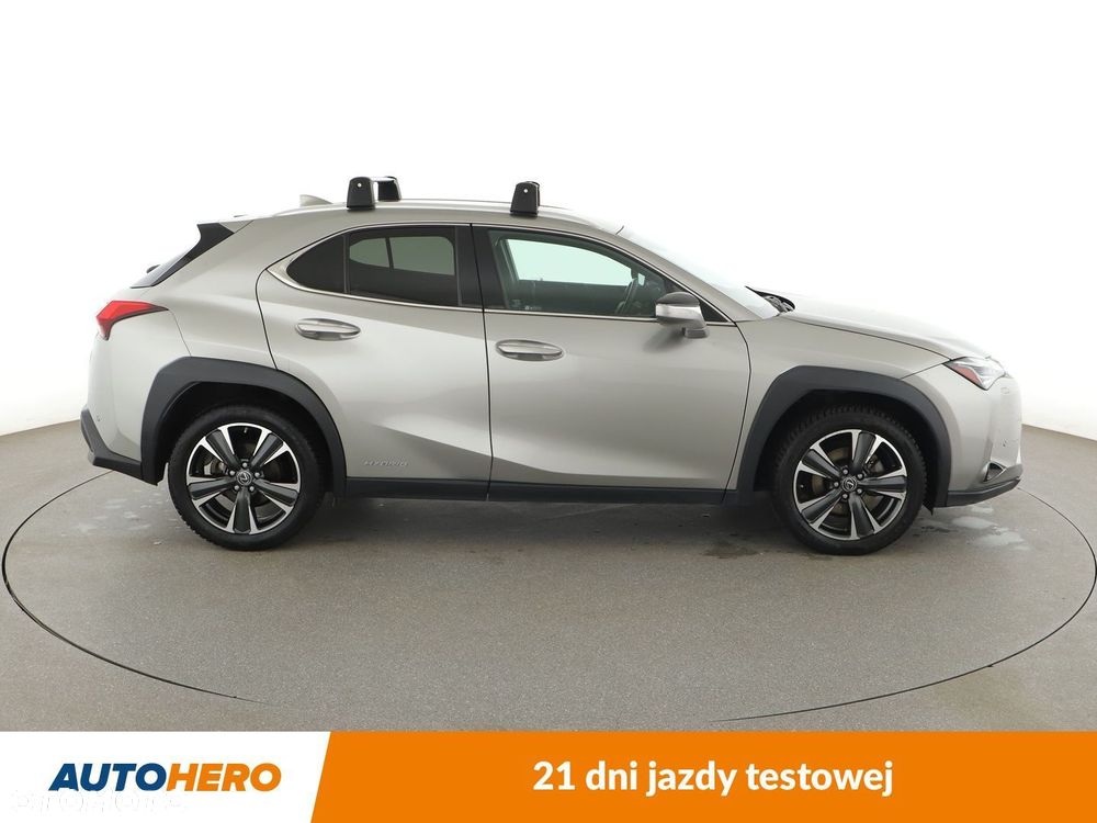 Lexus UX - 7
