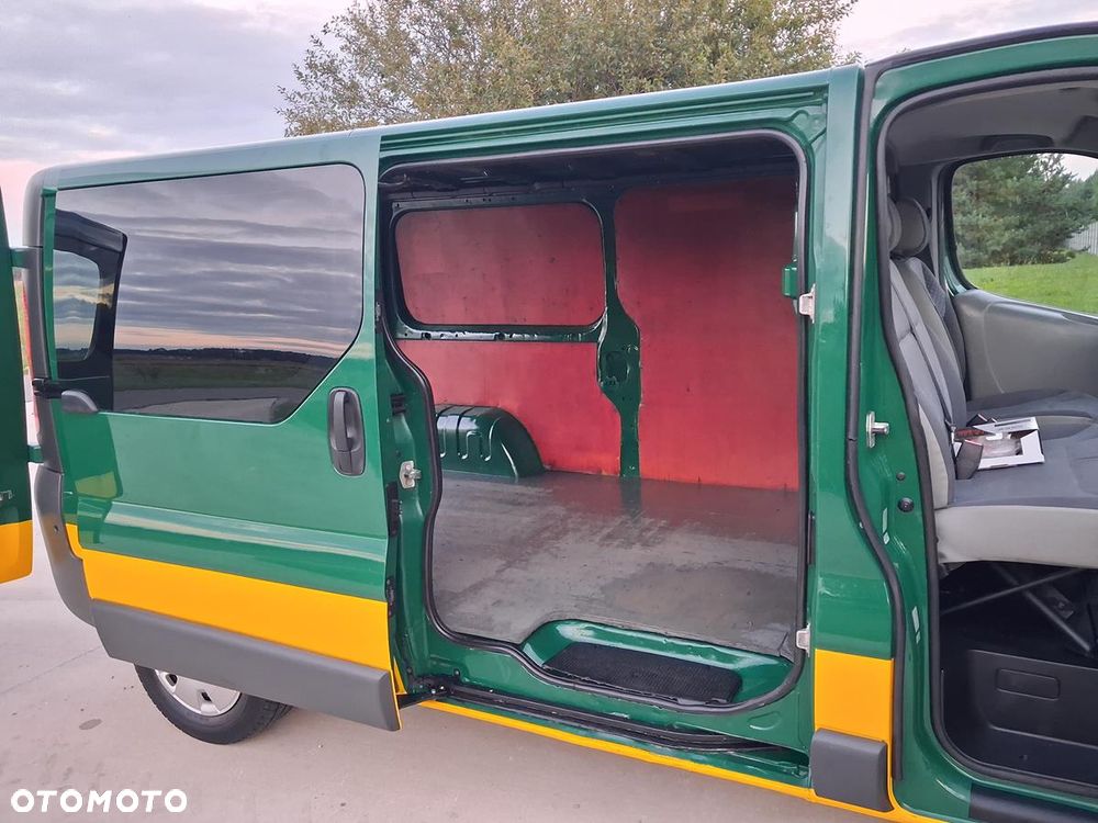 Opel Vivaro - 23