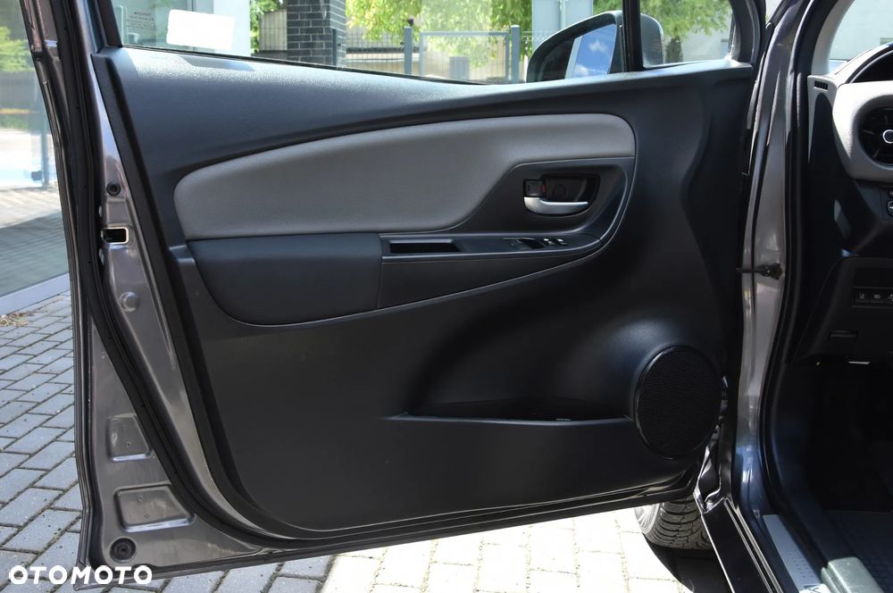 Toyota Yaris 1.0 Life - 10