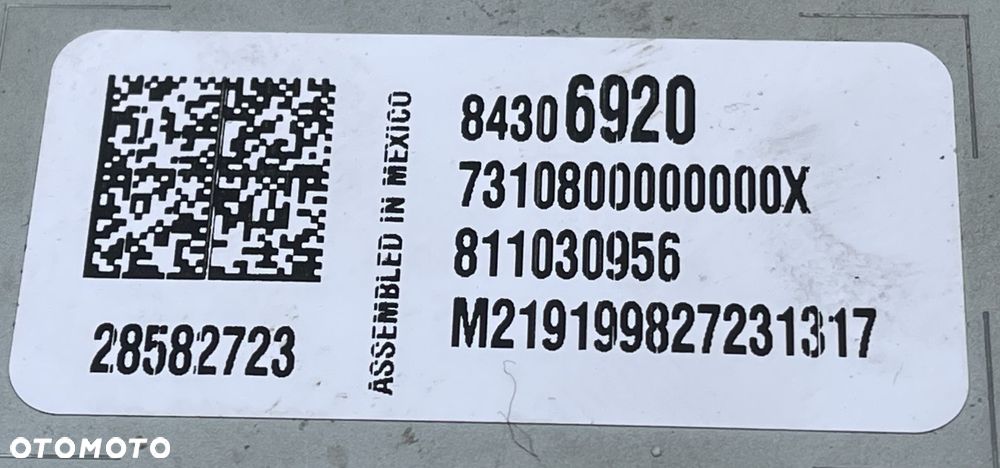 P8 GMC YUKON XL DENALI IV 2015 -  6.2 WIĄZKA INSTALACJA DESKI 84454055 - 2