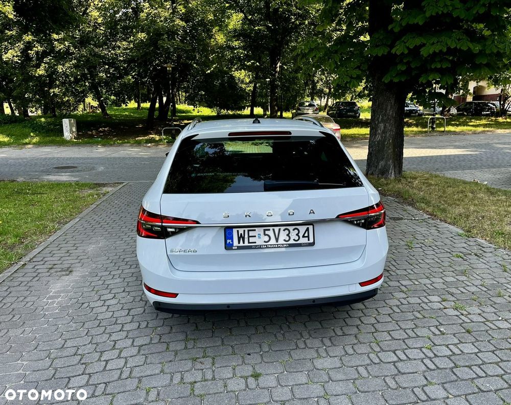 Skoda Superb 2.0 TDI SCR Ambition DSG - 22