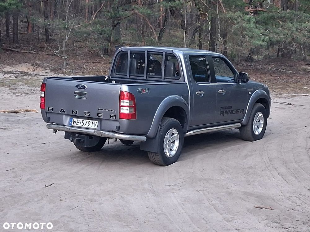 Ford Ranger 2.5 TDCi DC Limited - 28