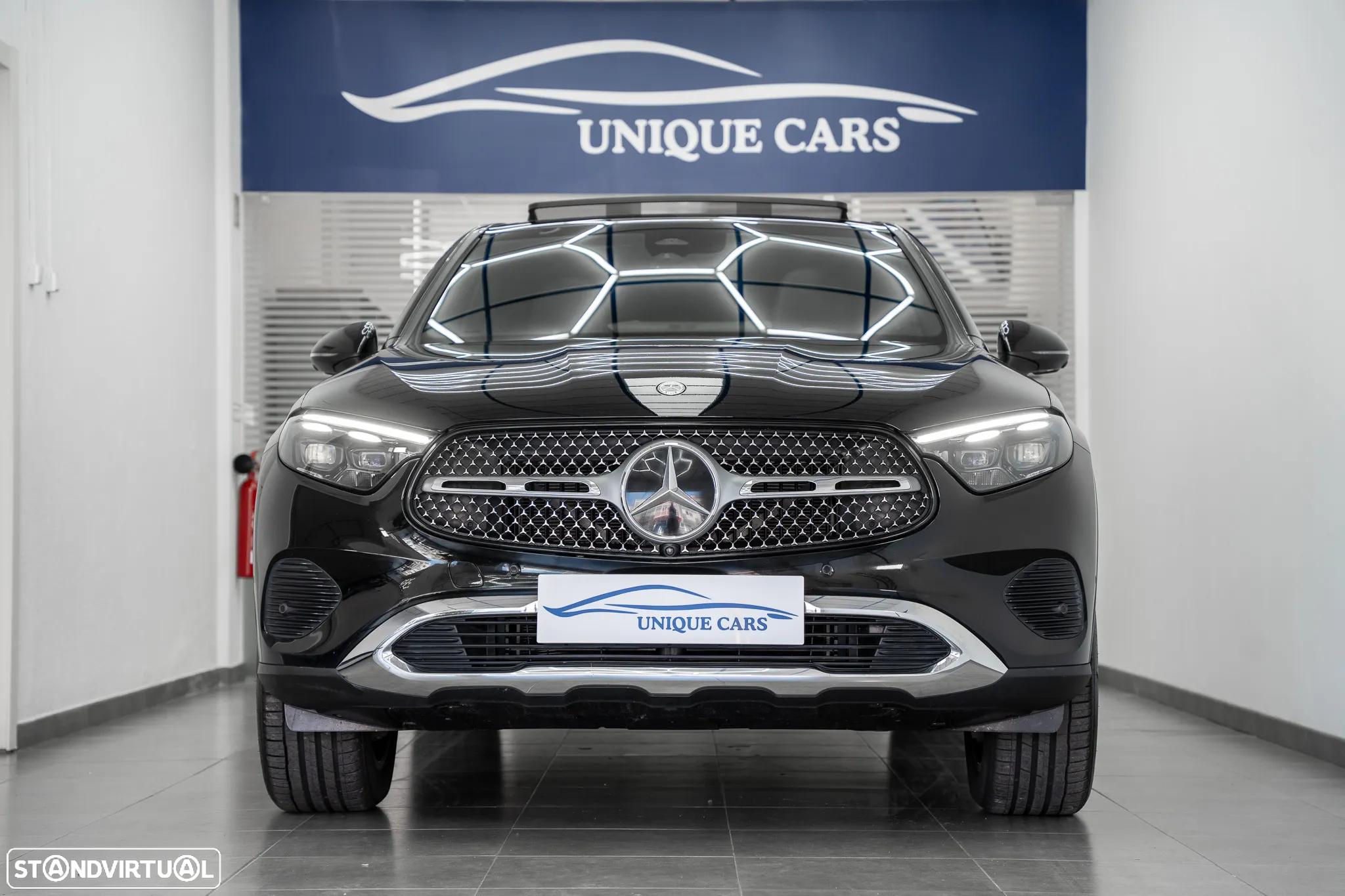 Mercedes-Benz GLC 300 Coupe e 4Matic - 2