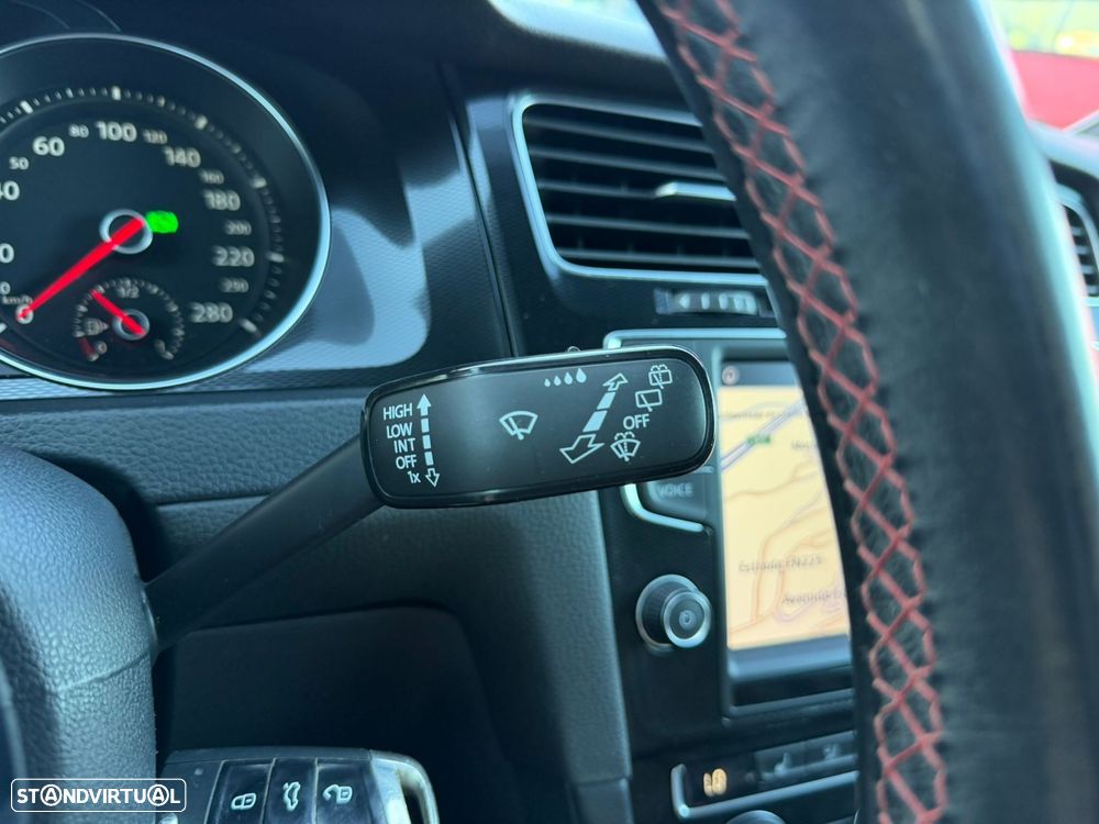 VW Golf 2.0 TSi GTi DSG Performance - 27
