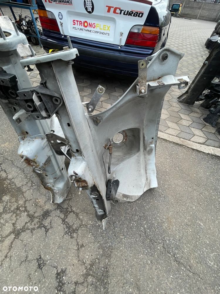 Bmw E36 Sedan  Podłużnica Prawa Lewa - 3