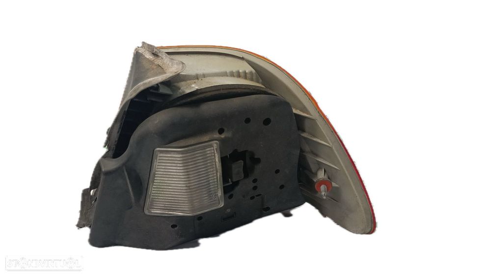 Farolim Ilharga Esq Bmw 3 (E46) - 2