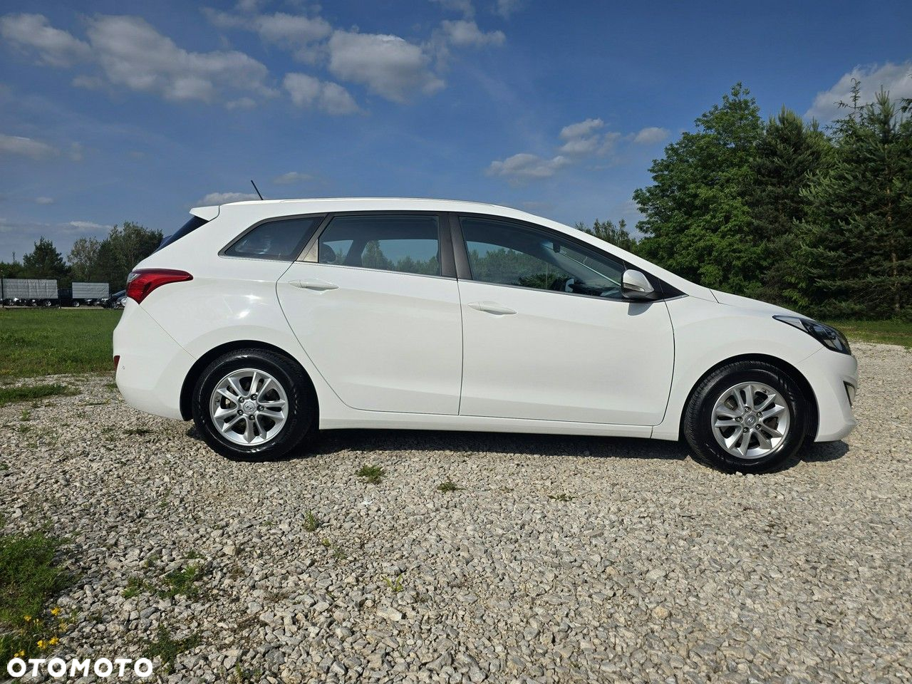 Hyundai i30 Kombi 1.6 CRDI Style - 28