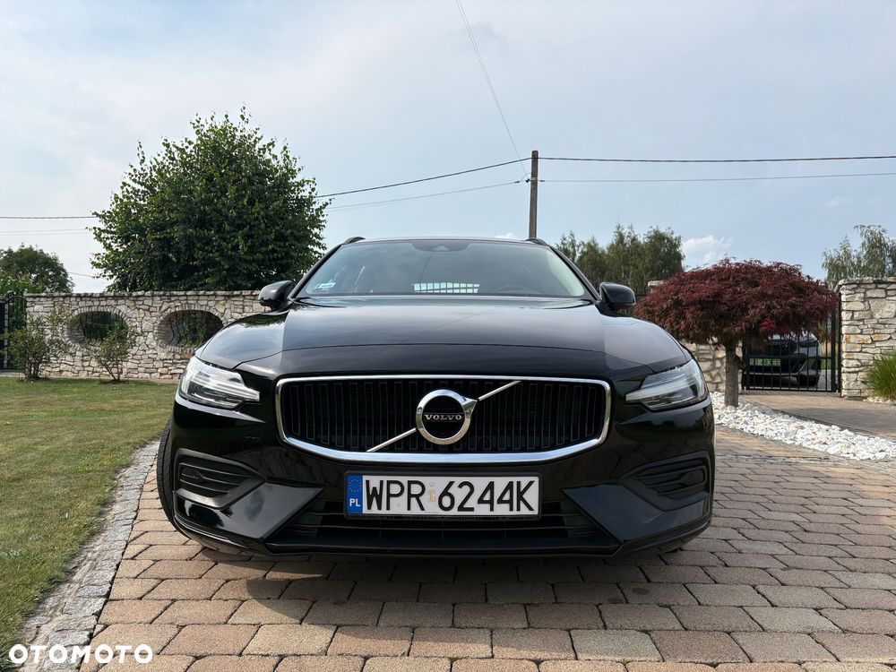 Volvo V60 B3 B Momentum Core - 2