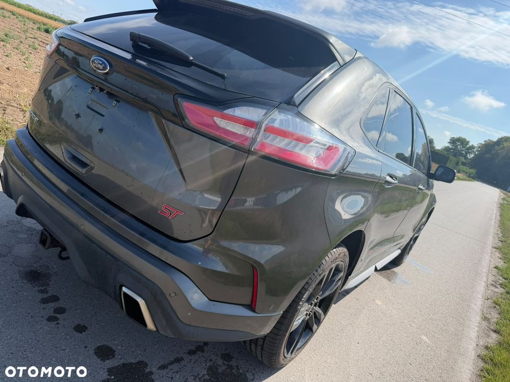 Ford Edge - 9