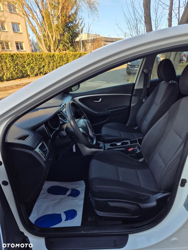 Hyundai i30 1.4 CRDi Trend - 13