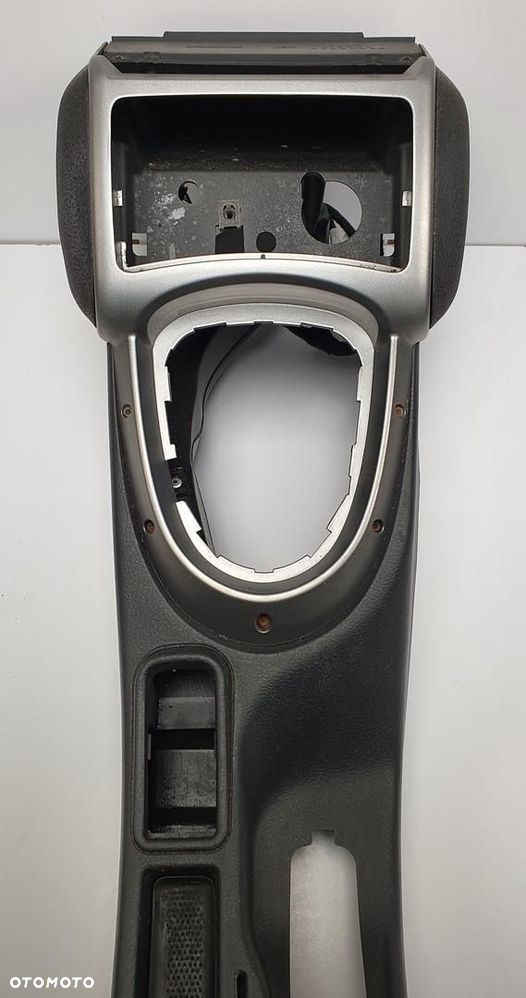 TUNEL ŚRODKOWY KRATKA RAMKA DEKOR ALFA ROMEO GT - 4