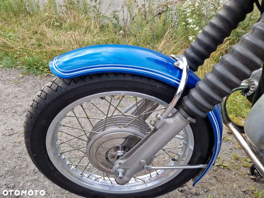 BMW R - 16