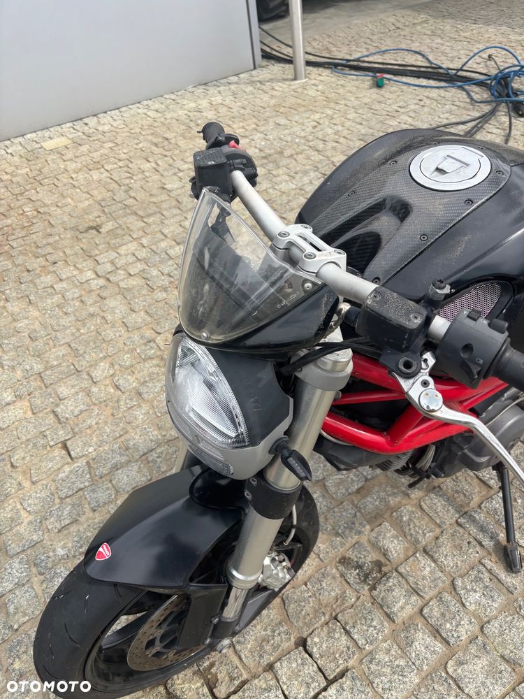 Ducati Monster - 5