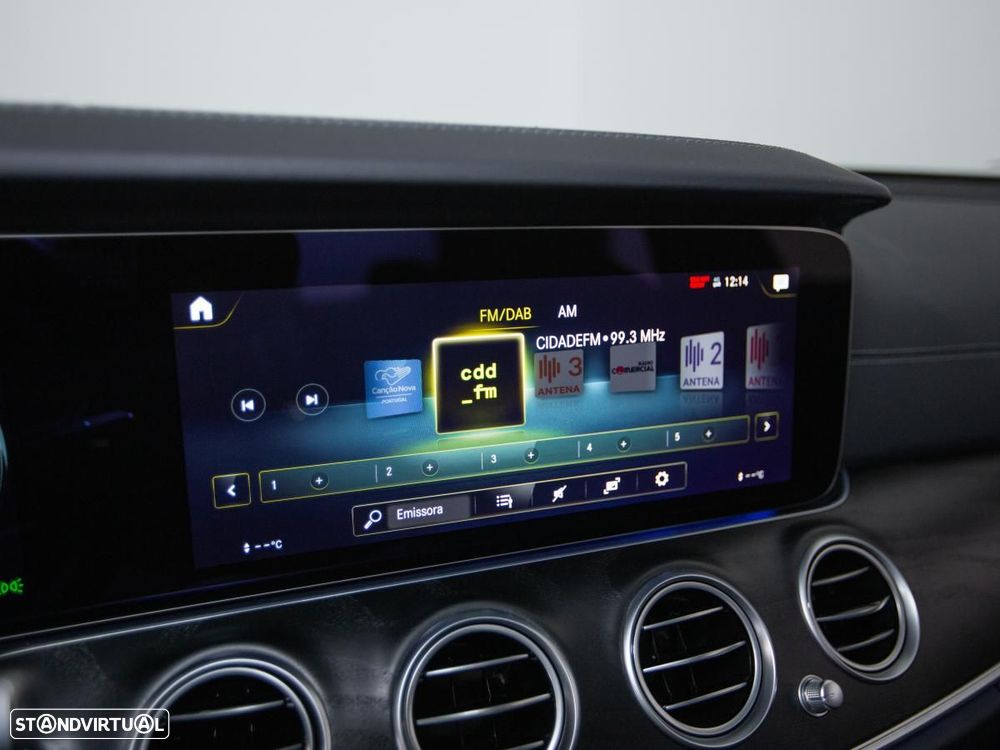 Mercedes-Benz E 300 de 9G-TRONIC AMG Line - 26