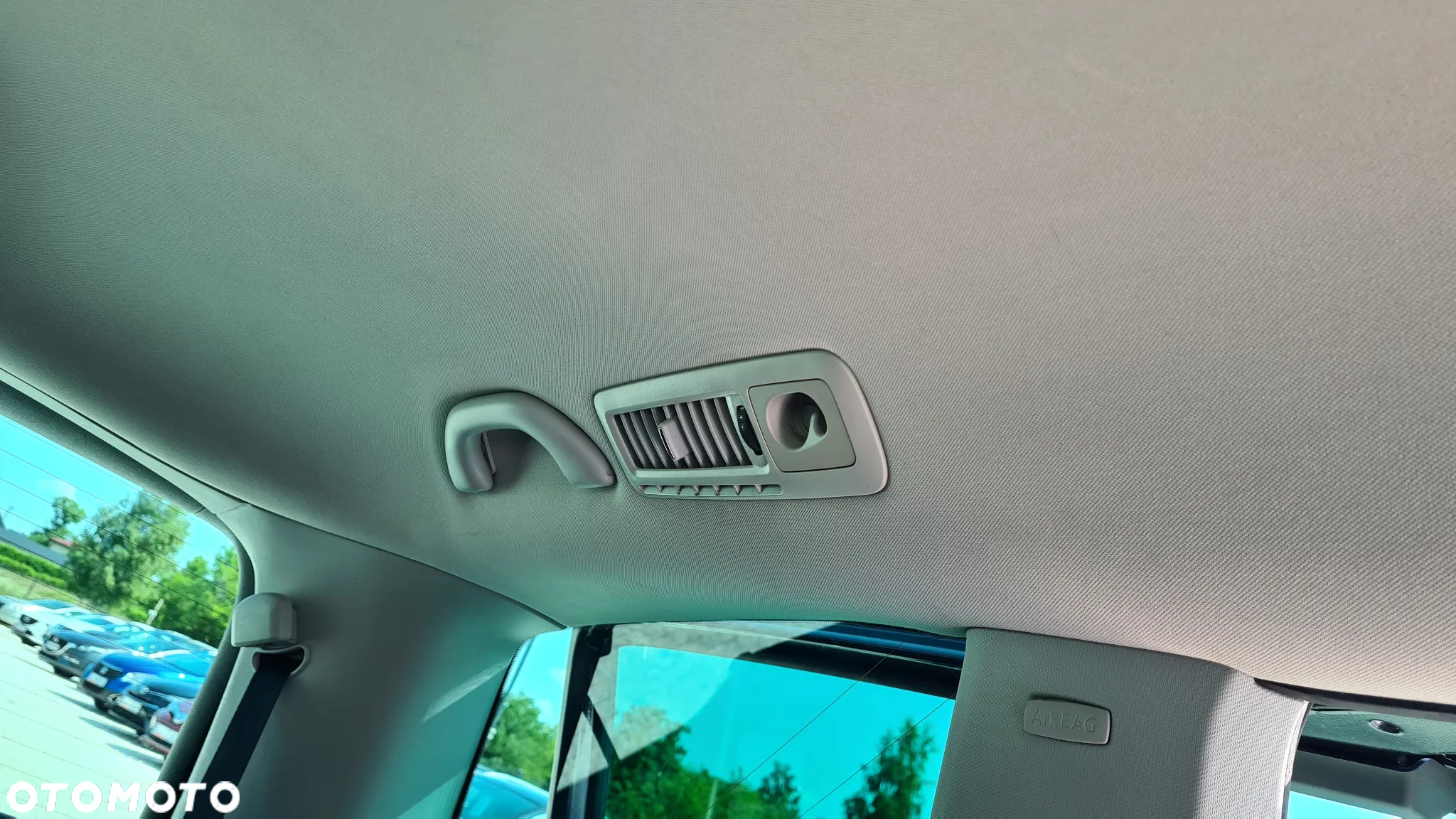 Volkswagen Sharan - 34