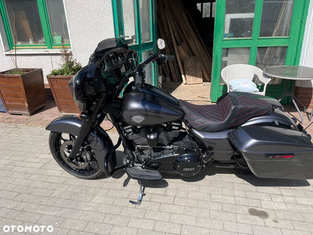 Harley-Davidson Touring Street Glide - 5