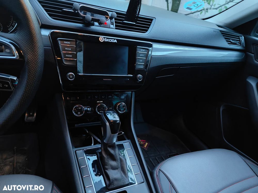 Skoda Superb 2.0 TDI DSG Active - 7