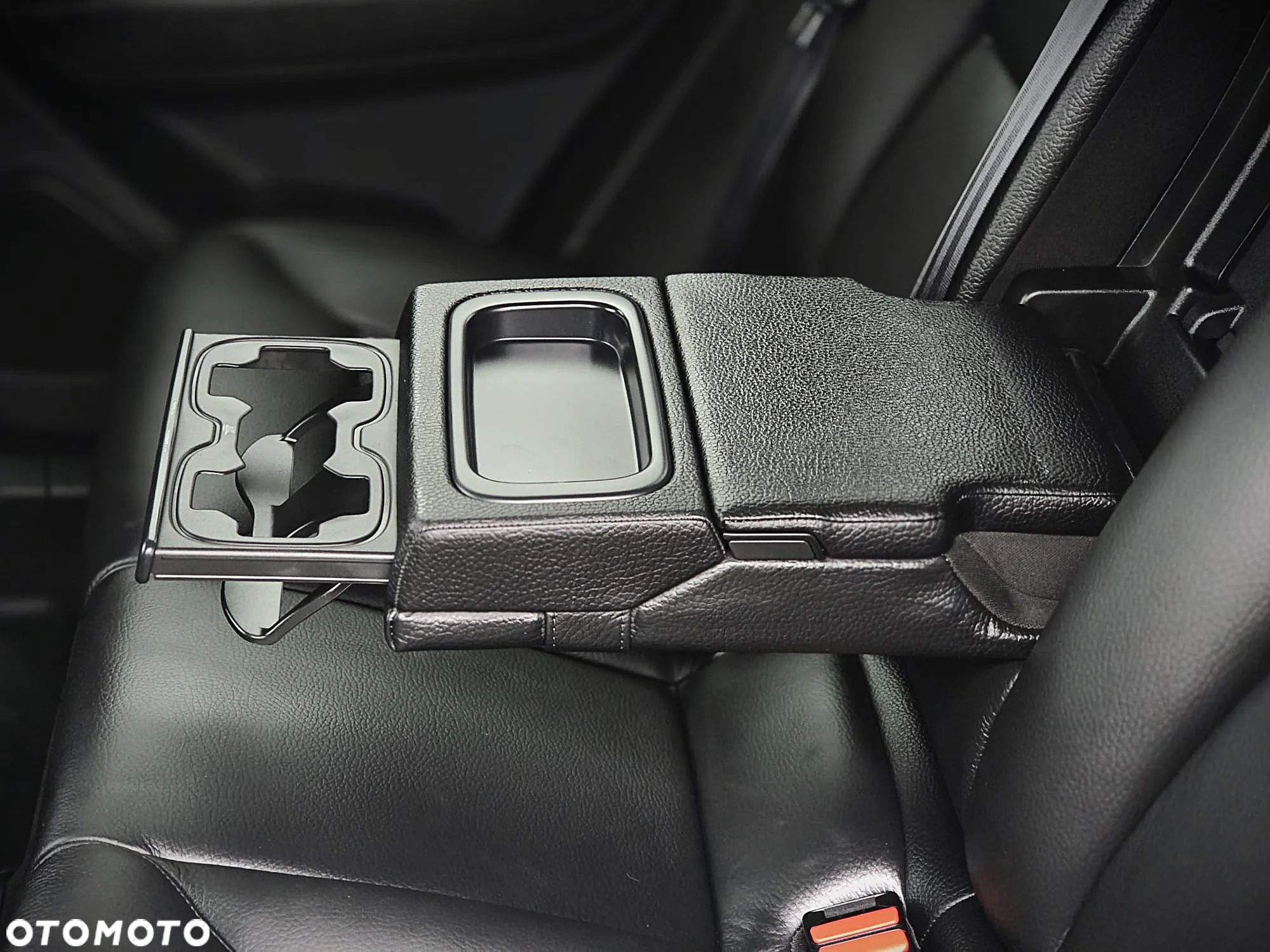 Volvo XC 60 T8 Twin Engine AWD Geartronic RDesign - 15