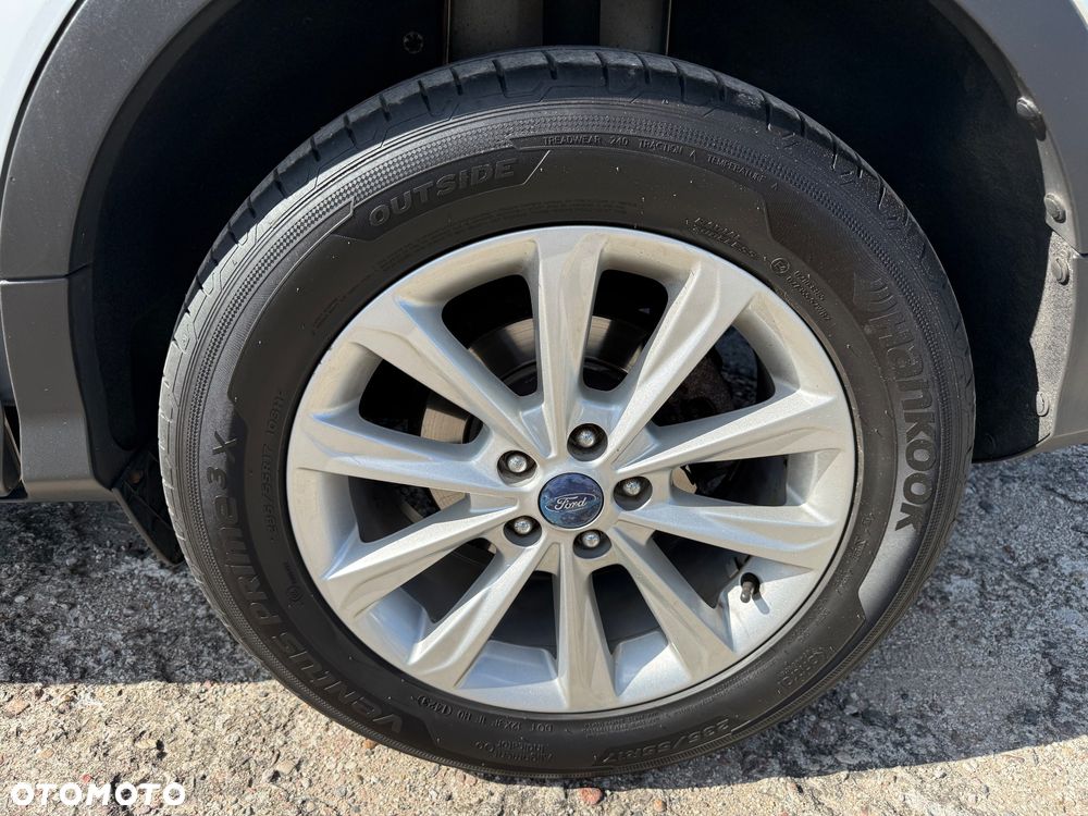 Ford Kuga 2.0 TDCi FWD Titanium - 30