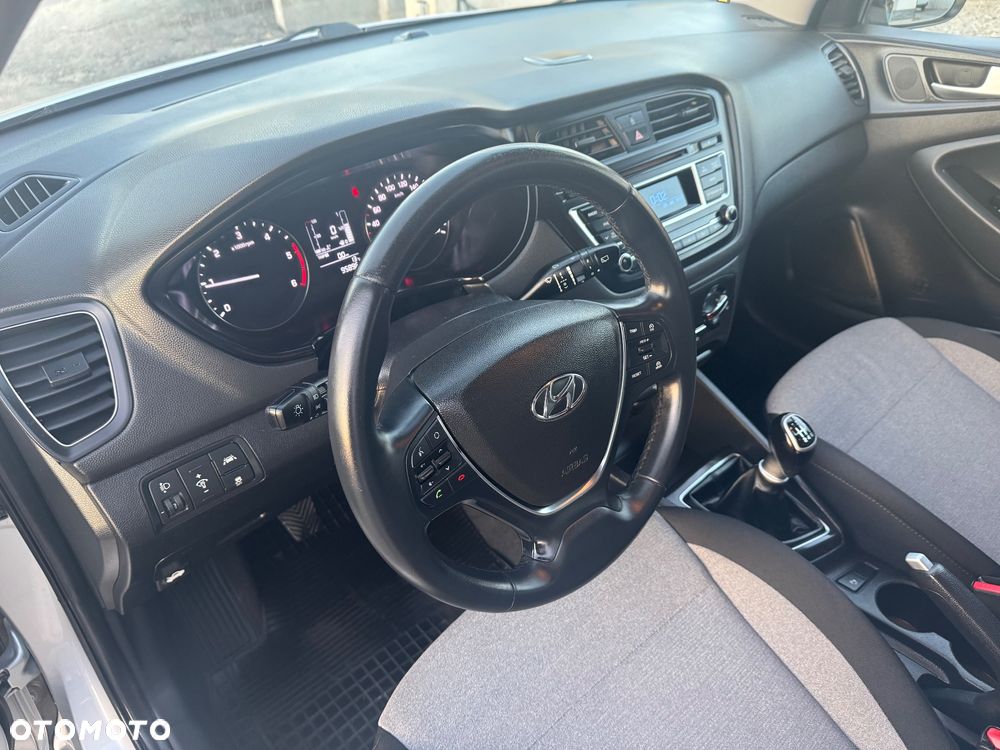 Hyundai i20 1.1 CRDi 5 Star Edition - 24