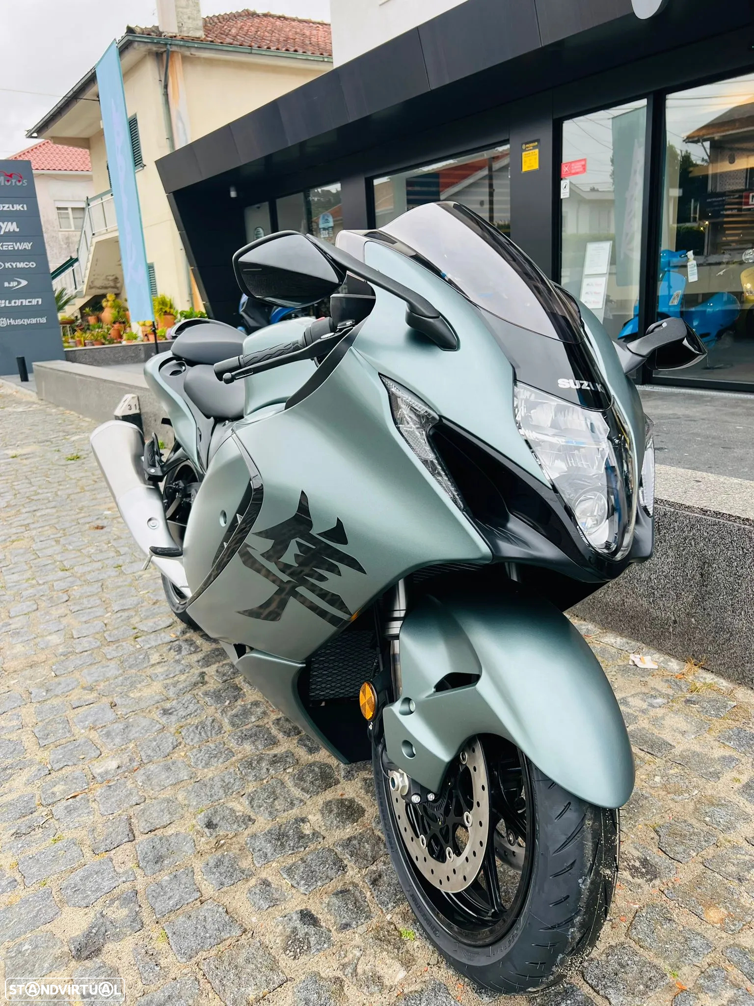 Suzuki Hayabusa 1300 - 5