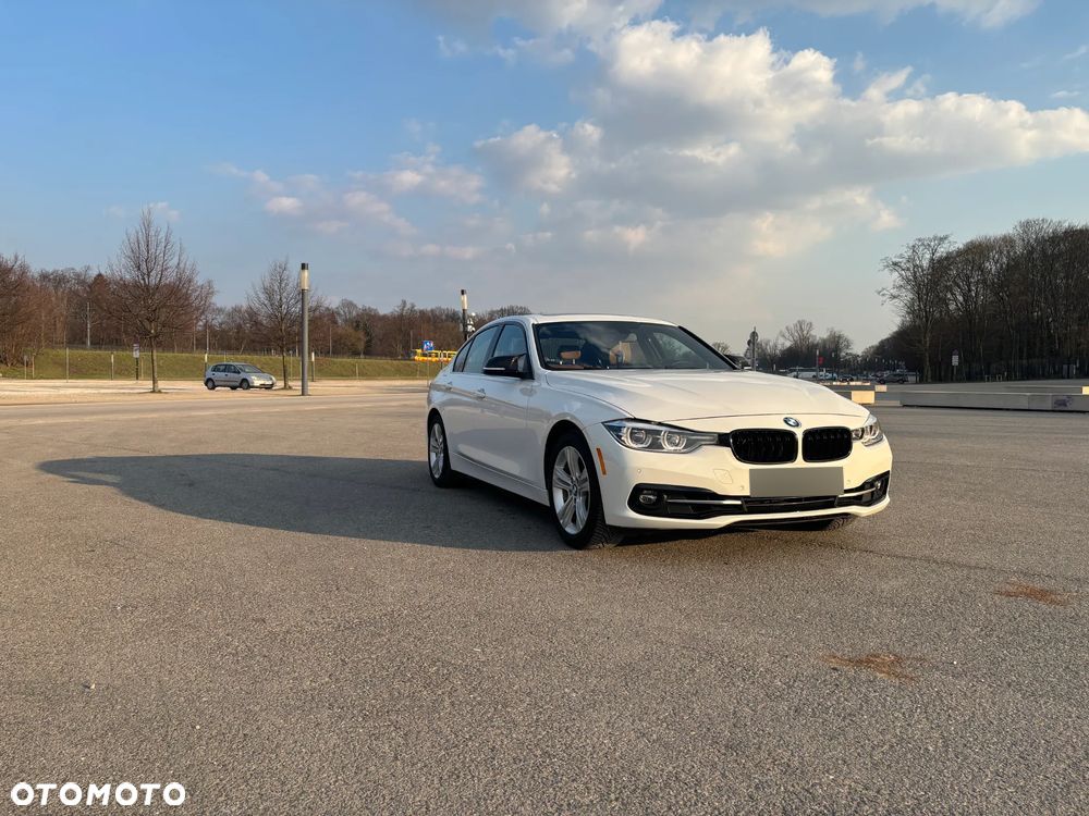BMW Seria 3 330i Luxury Line sport - 6