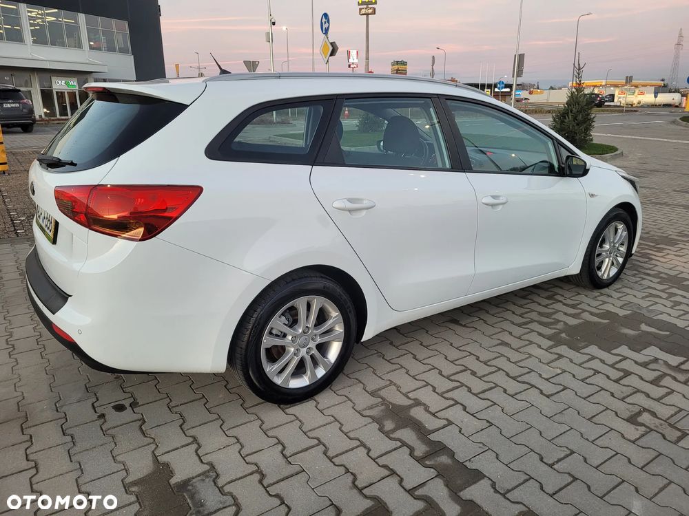 Kia Ceed Cee'd 1.4 Comfort + - 10