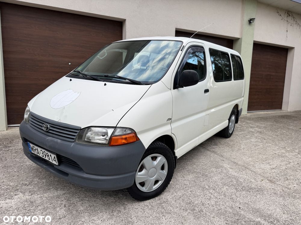 Toyota Hiace Standard - 5