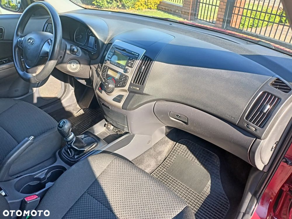 Hyundai i30 1.4 Classic + - 7
