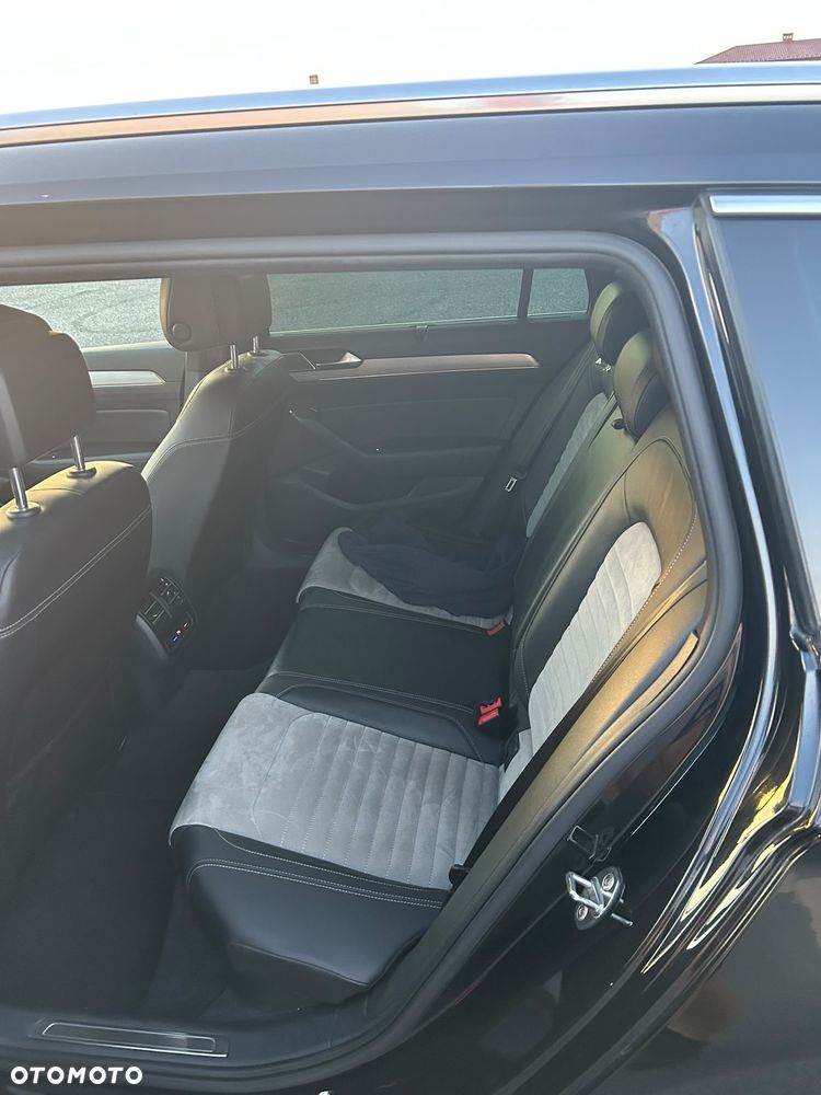 Volkswagen Passat - 7