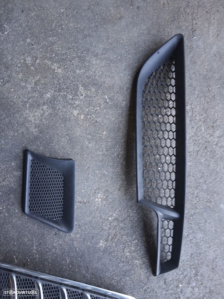 Grelhas de para-choques Alfa Romeo GT - 6