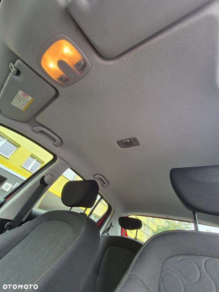 Hyundai i20 - 10