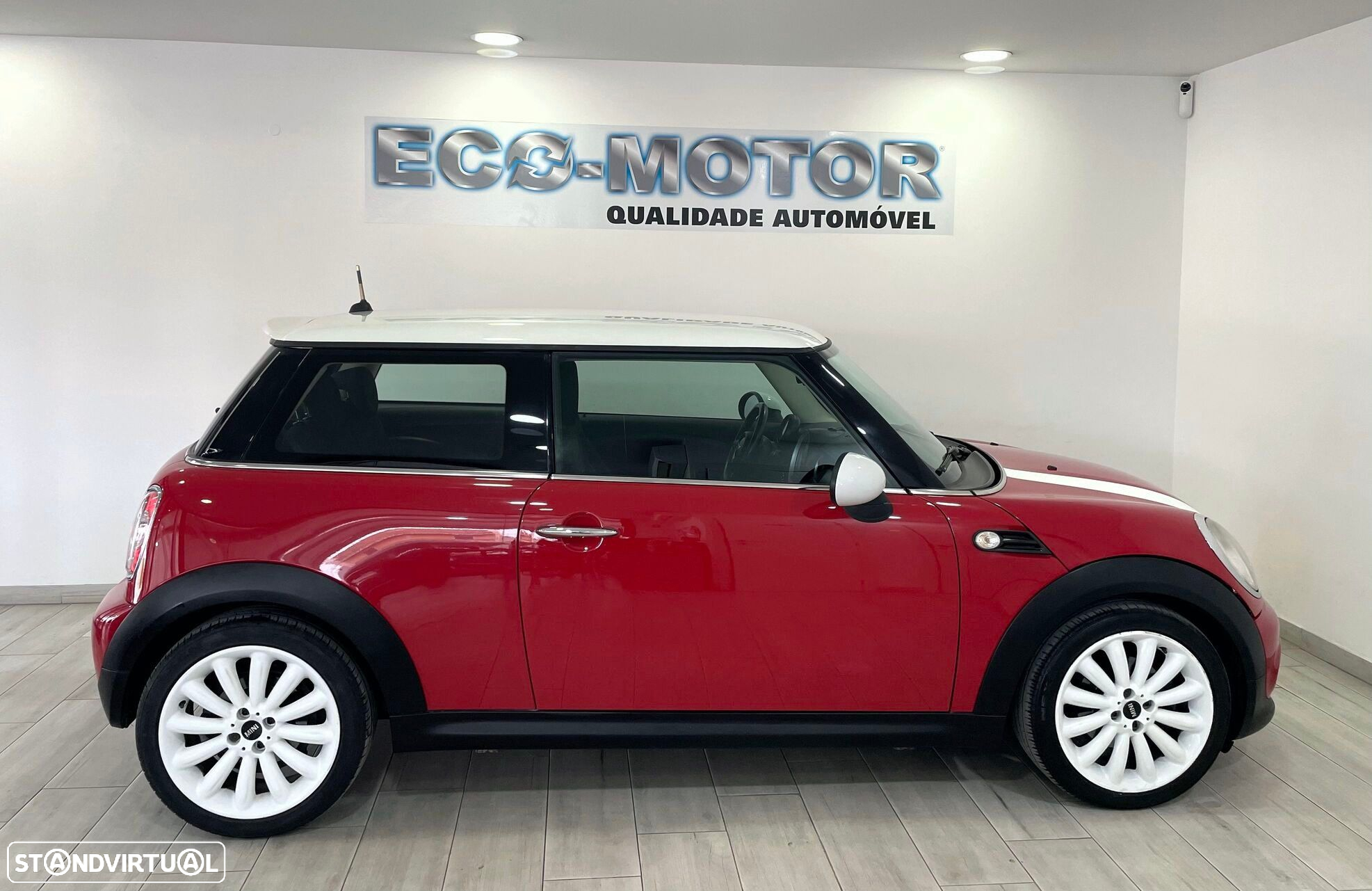 MINI 3 Portas Cooper D - 13