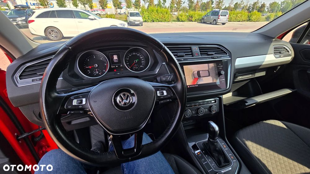 Volkswagen Tiguan ver-2-0-tdi-scr-4motion-bluemotion-techn-dsg-comfortline - 12