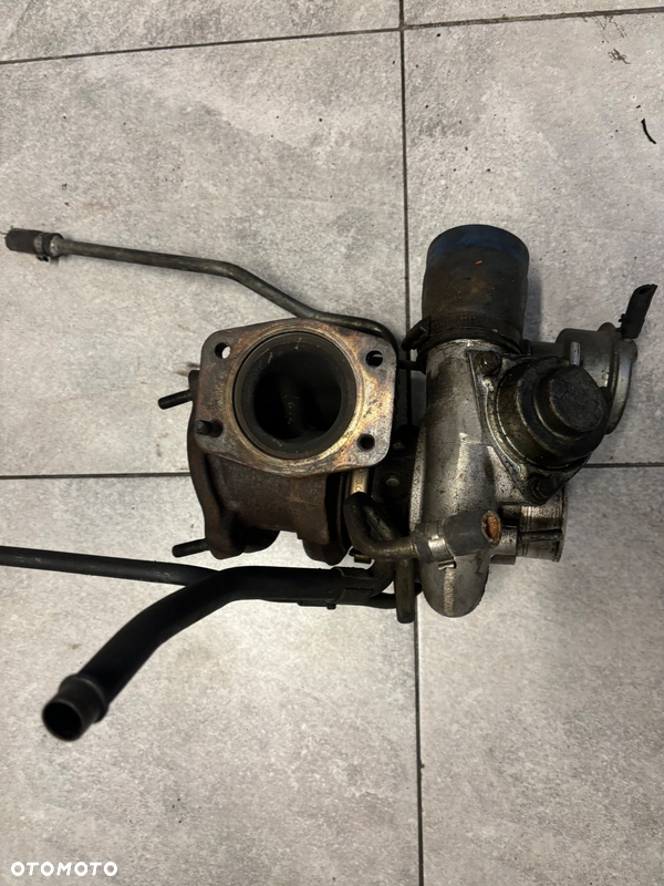 Volvo S60 V70 II 2.0 T TURBOSPRĘŻARKA 8658096