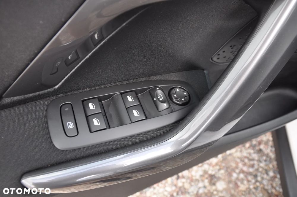 Peugeot 2008 PureTech 82 Active - 14