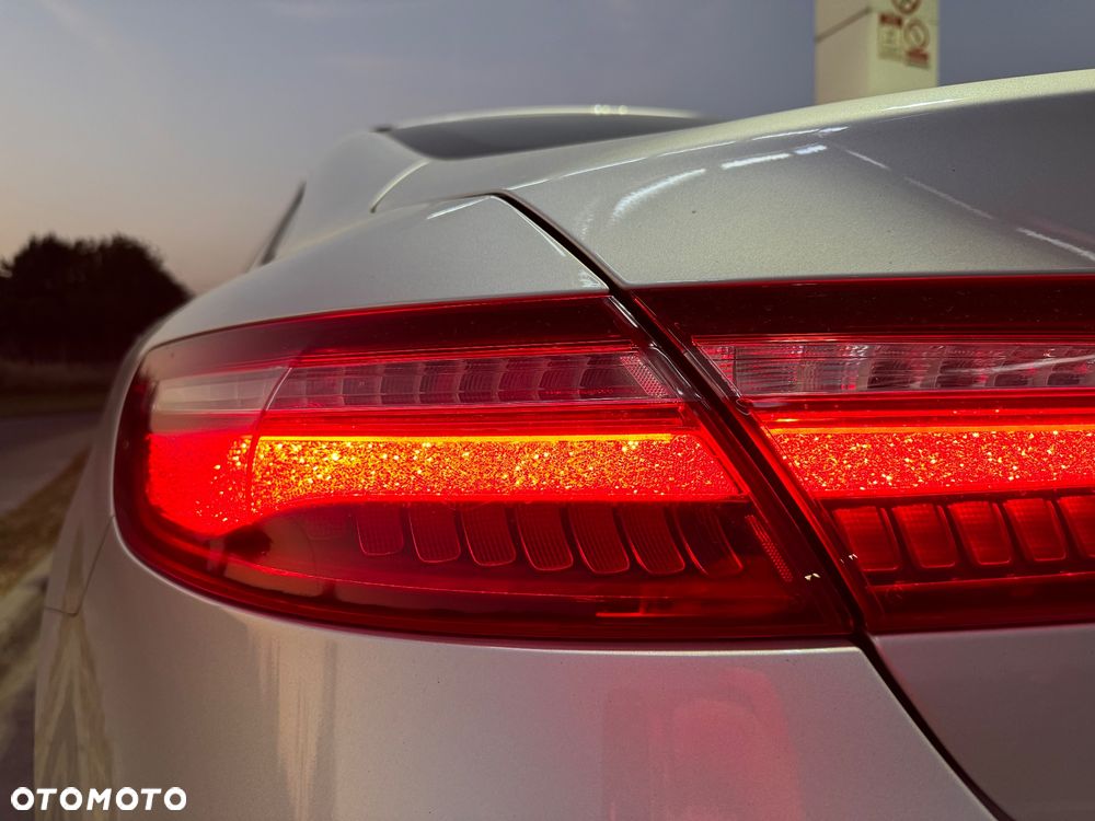 Mercedes-Benz Klasa E - 23