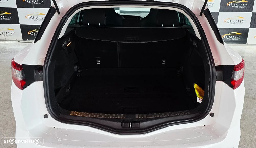 Renault Mégane Sport Tourer 1.5 dCi GT Line SS - 11