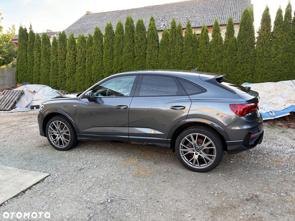 Audi Q3 Sportback 40 TFSI Quattro S-Line S tronic - 4