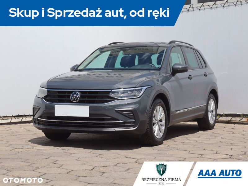 Volkswagen Tiguan - 3