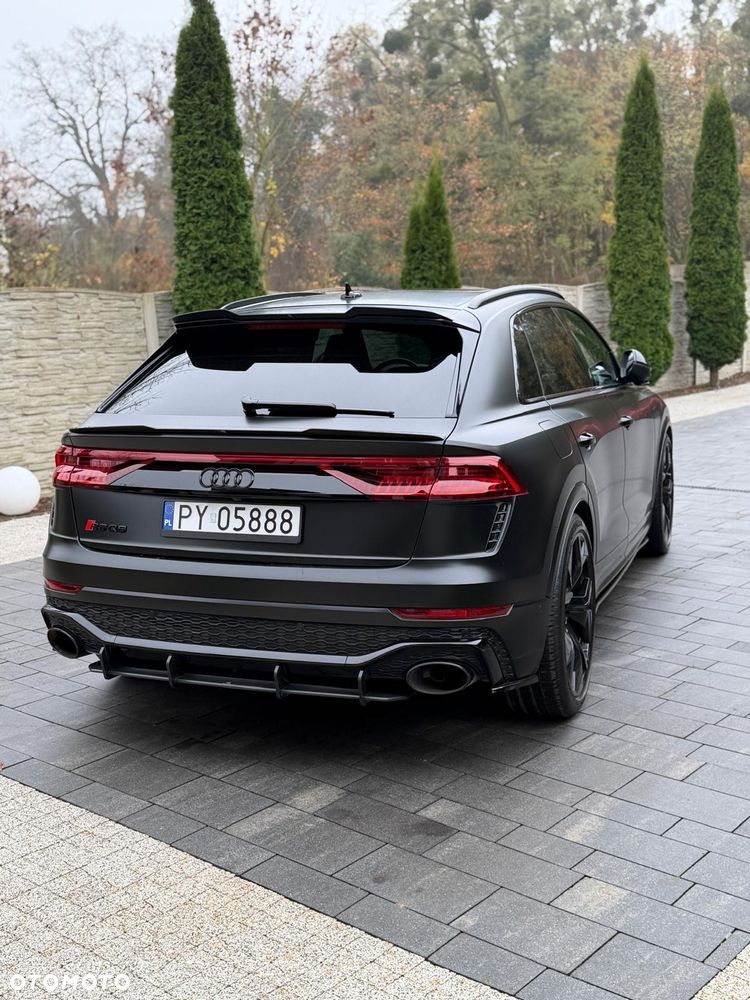 Audi RS Q8 - 12