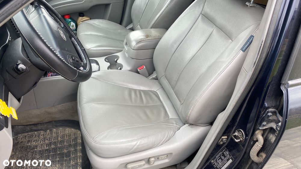 Hyundai Santa Fe - 10