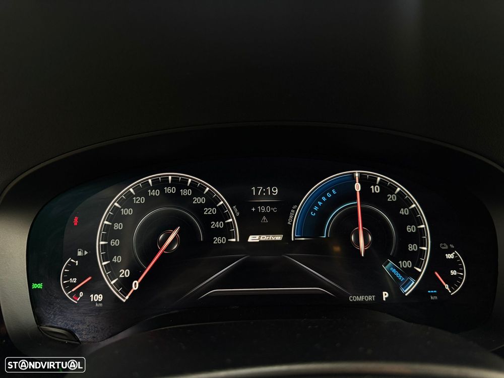 BMW 530 e iPerformance Pack M - 19