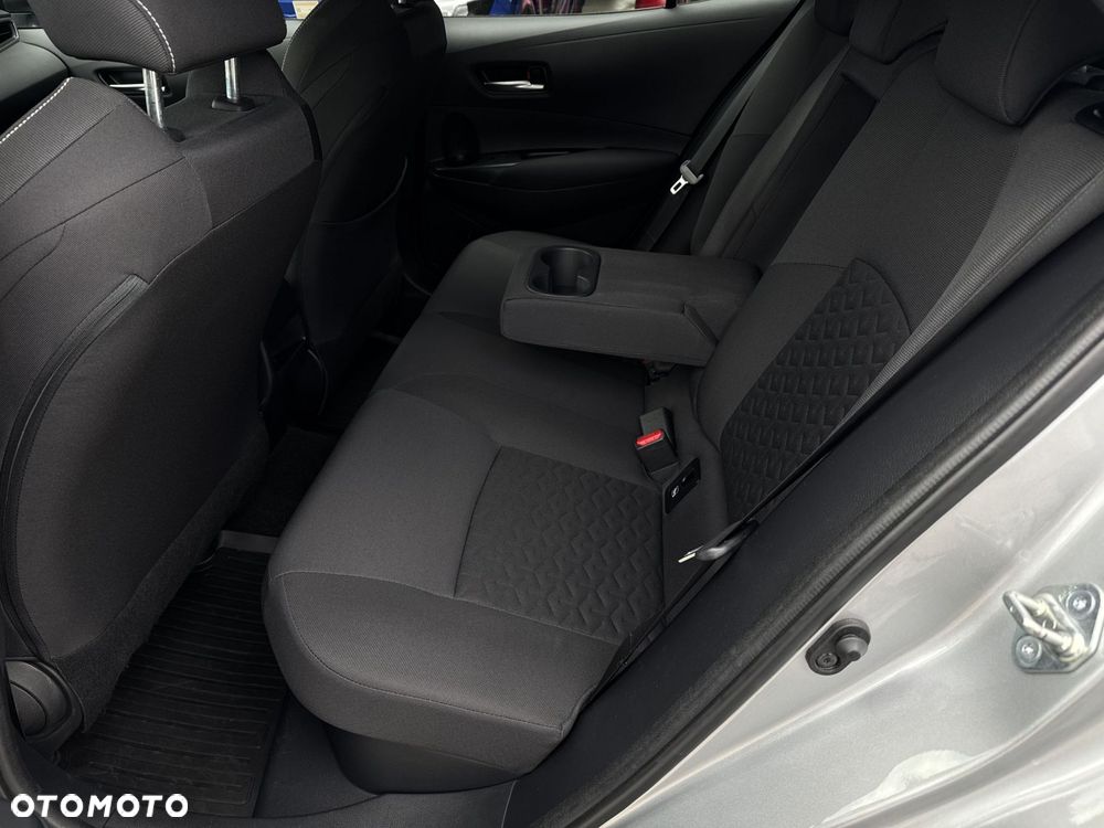 Toyota Corolla - 28