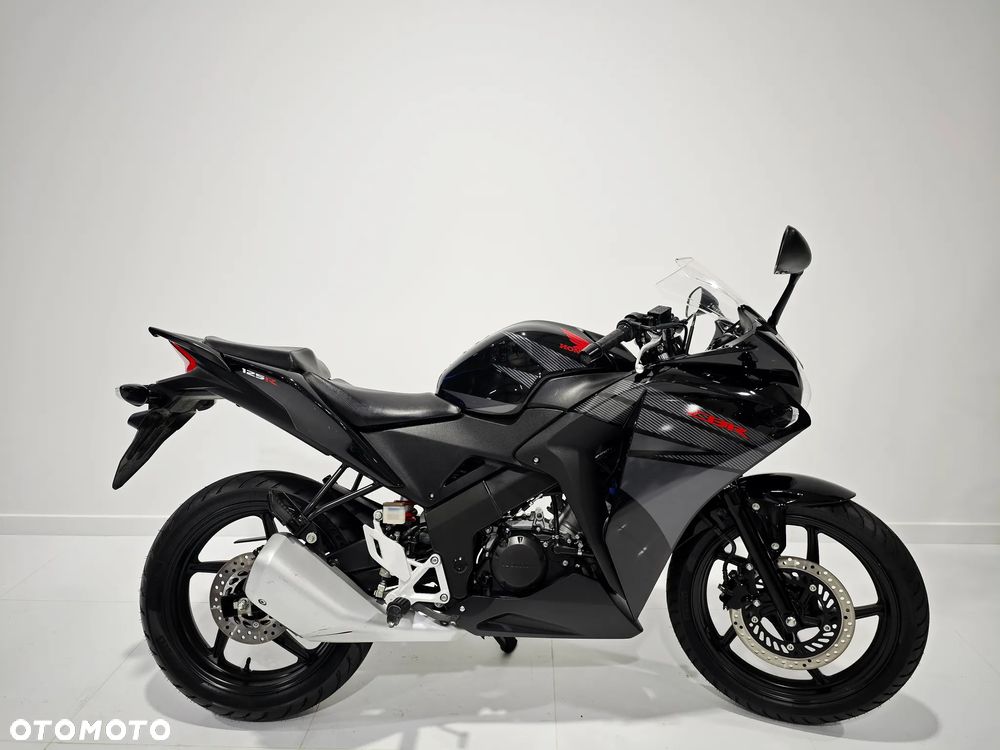 Honda CBR - 15