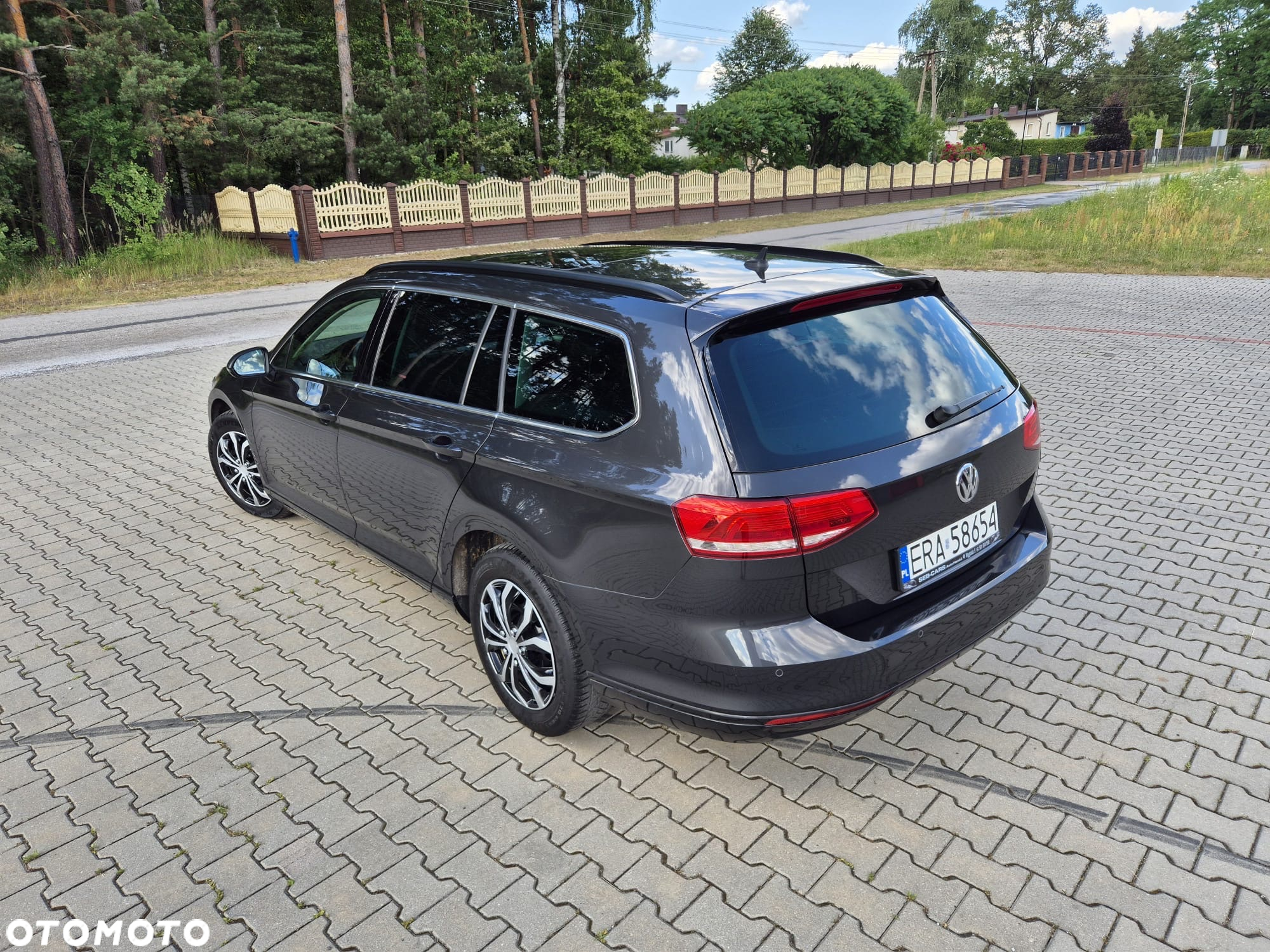 Volkswagen Passat Variant 2.0 TDI SCR DSG Highline - 6