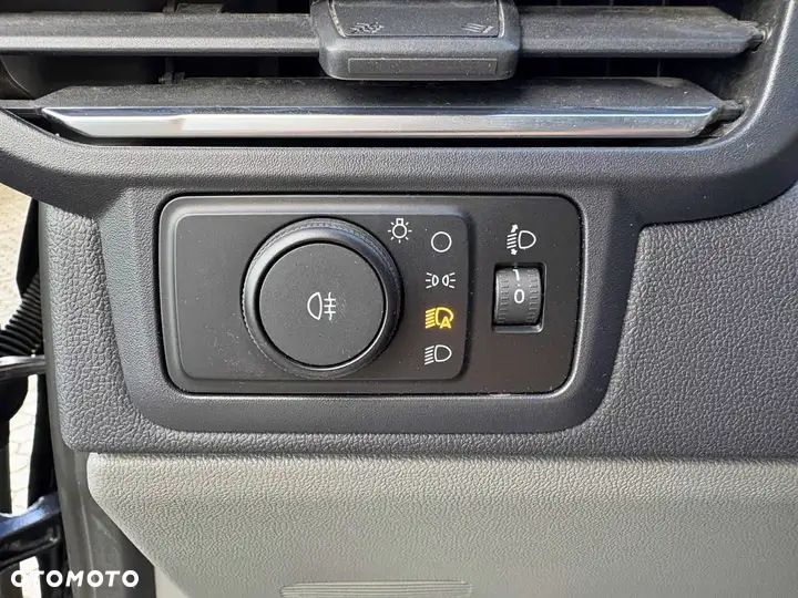 Ford Transit Custom DCIV L2 136KM Trend - 12