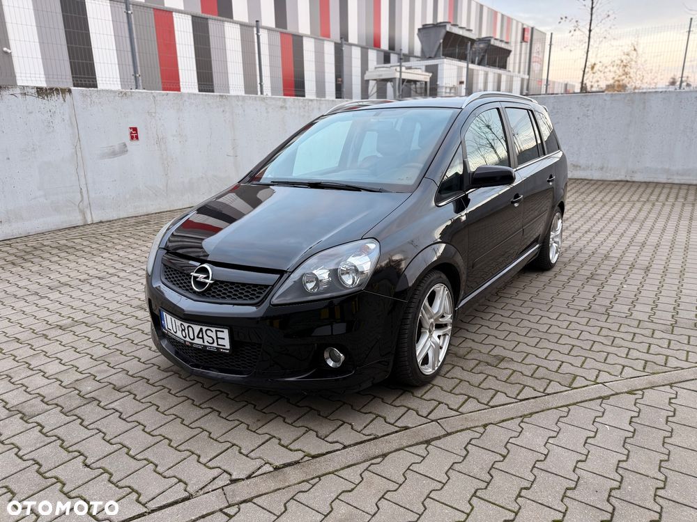 Opel Zafira OPC - 2